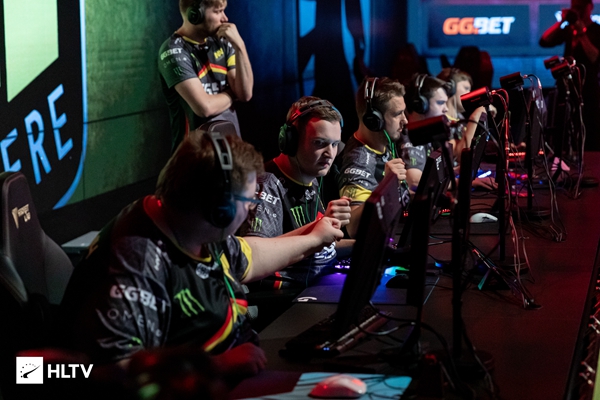 家队中的表 家队中的表