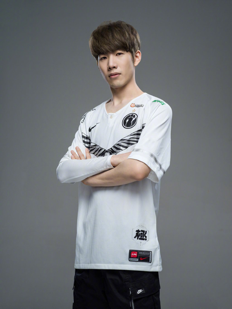 无可撼动 无可撼动