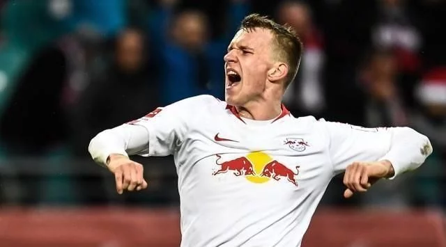 动中过于拘 动中过于拘