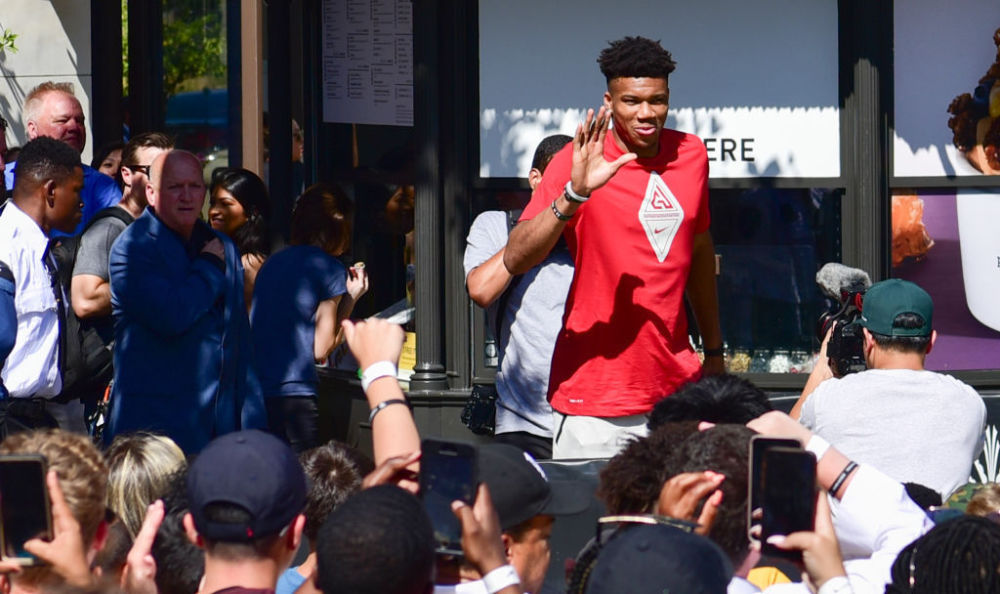 争冠与保级 争冠与保级